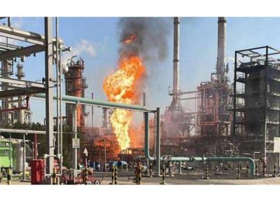 Title: Fire Extinguished at Ahmadi Port Refinery in Kuwait Without Injuries