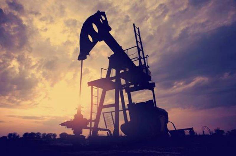 Kuwait Lowers Crude Oil Export Price to Asia