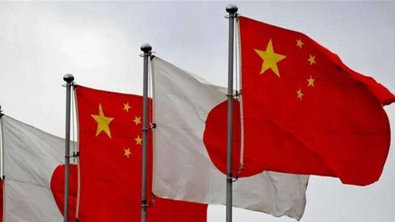 China Proposes Talks with Japan and South Korea