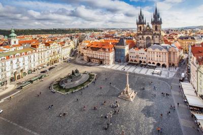 Injury of 10 Saudis in Traffic Accident in Prague, Czech Republic