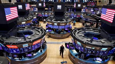 Slight Drop in Wall Street Stock Indices