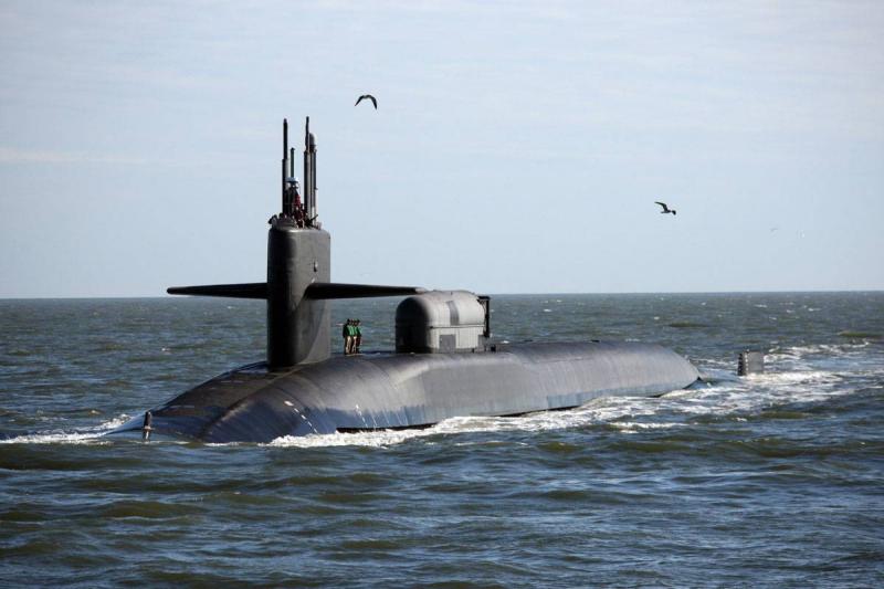 Israeli Army: The Dispatch of a U.S. Nuclear Submarine to the Region is a 