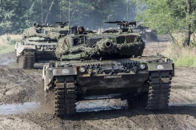 European Country Purchases Used Tanks to Send to Ukraine