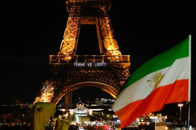 French Court Allows Iranian Opposition March