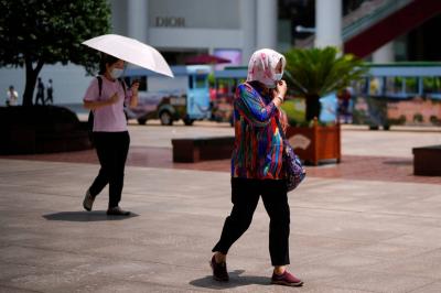 Chinese Cities Record Record High Temperatures