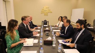 Kataeb Party Leader Meets British Ambassador