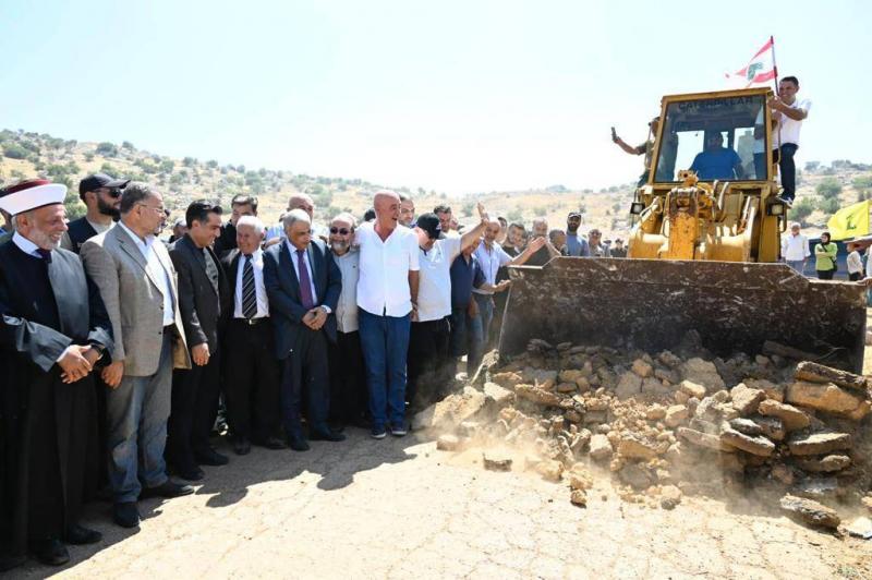 Tension on the Border: Launch of the Paving Project for the Baraka Bi'thahil Al-Samaqa Road in Kfarshouba