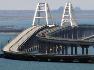 Ukraine Attempted Attack on Crimea... Traffic Resumed on the Bridge