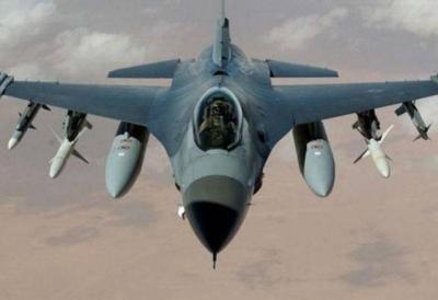 Netherlands Wants to Train Ukrainian Pilots on F-16 Fighter Jets
