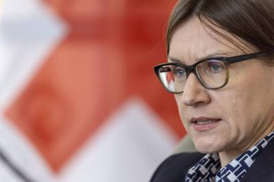 Final Steps to Complete the Prisoner Exchange Deal: Red Cross President Meets Haniya in Qatar