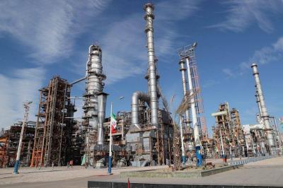 Explosion at Bandar Abbas Oil Refinery in Iran
