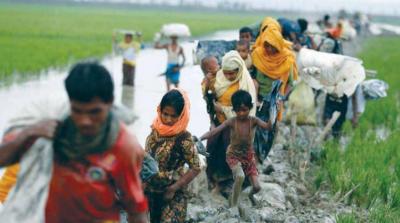 Thousands Flee to Thailand After Fighting Between Myanmar Army and Militants