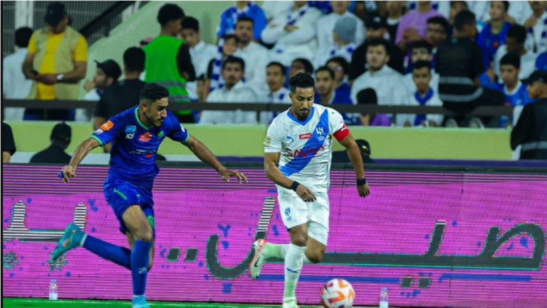 Al-Hilal Defeats Al-Fateh and Strengthens Its Lead in the Standings (Video)