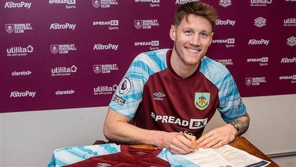 Burnley Signs Vigoro on a Free Transfer