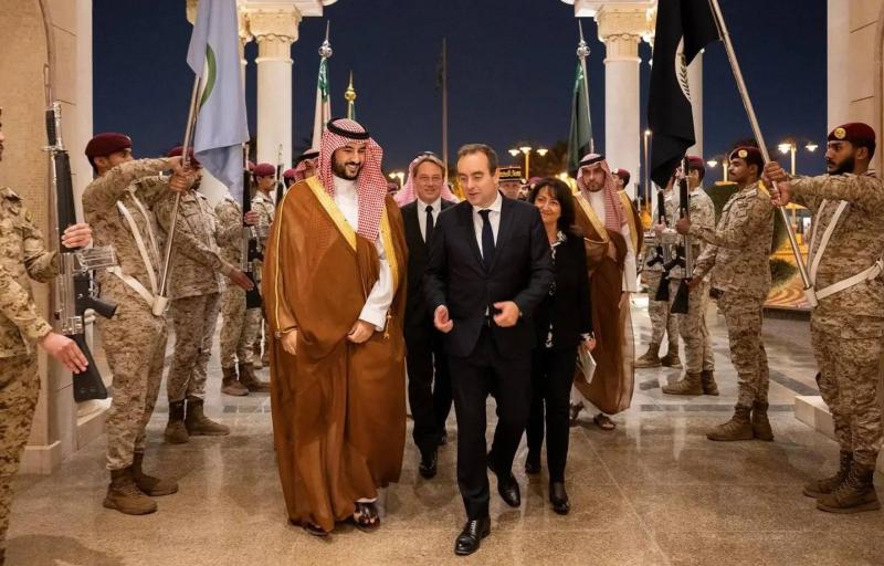 Saudi Defense Minister Emphasizes Immediate Cessation of Military Operations in Gaza