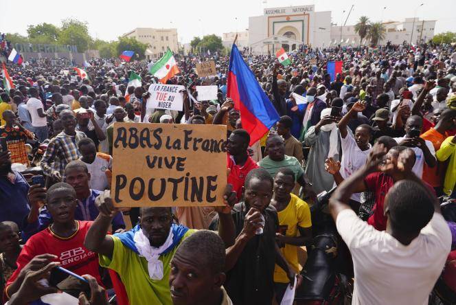 French Presidency: Any Attack on Our Citizens in Niger Will Result in Immediate Response