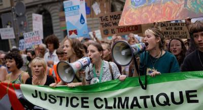 Switzerland: Thousands Protest for Effective Climate Protection
