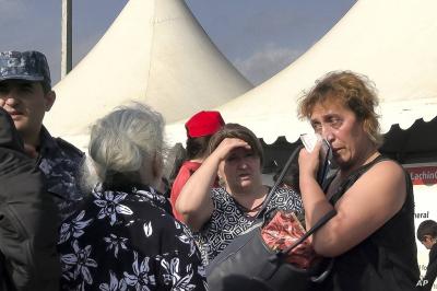 Title: Armenia: Nearly 28,000 Refugees Have Crossed from Karabakh