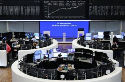 European Stocks Close Higher