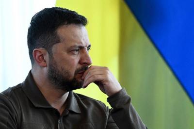 Zelensky Announces Training for Ukrainian Pilots on Swedish Gripen Fighters