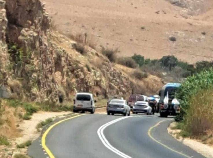 Injury of Two Israelis in Shooting Near Nablus