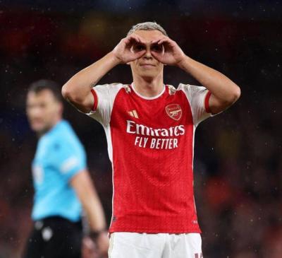 Arsenal Crushes PSV Eindhoven with a Four-Goal Win in the Champions League