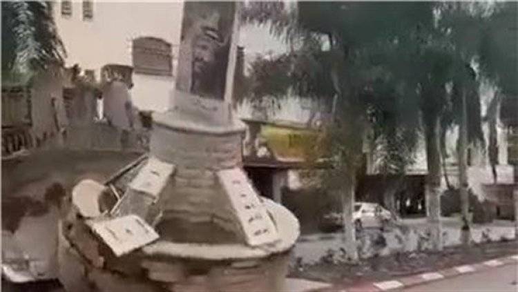 Israeli Army Destroys Memorial for Late Palestinian President Yasser Arafat in Tulkarem