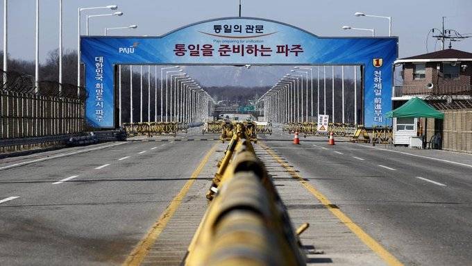 North Korea Detains American Across the Korean Border