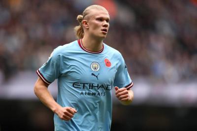 Video: Haaland Embarrasses a Child Due to Manchester United Logo