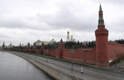 Russian Defenses Thwart Drone Attack on Moscow