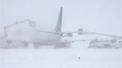 Snow Causes Delay of 50 Flights at Moscow Airports