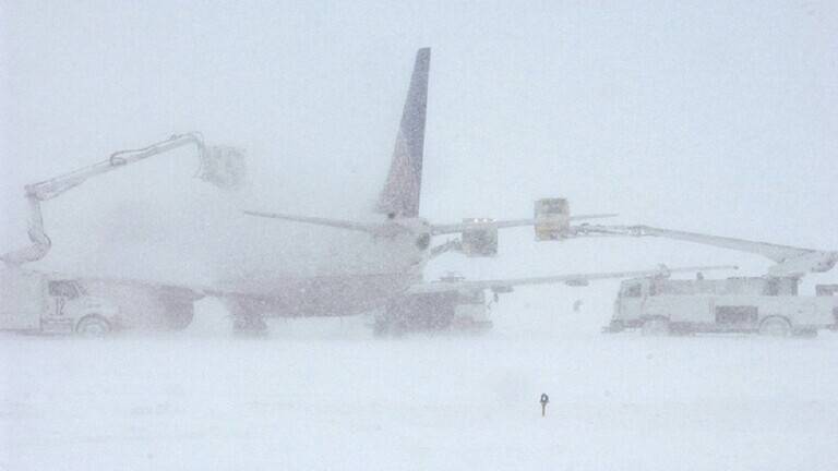 Snow Causes Delay of 50 Flights at Moscow Airports