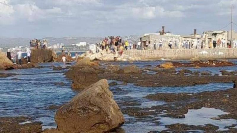Lebanese Boat Sinks with Over 100 People Off Tartus