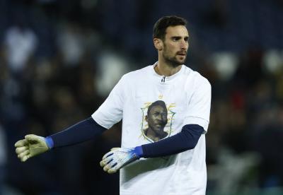 Doctors Stop Sedation of Sergio Rico After Car Accident