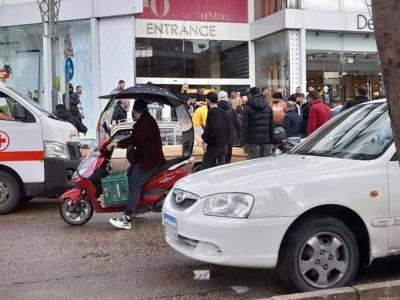 Title: Citizen Sets Himself on Fire Near "Le Mall" Sidon