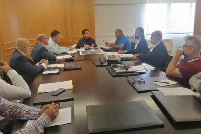 Himieh Chairs Meeting for Port Directors: To Take Precautionary Measures