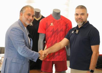 Title: Al-Najma Club with Special Jerseys