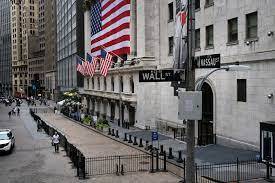 Wall Street Closes Higher Amid Strong Earnings Bets