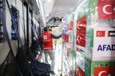 Turkish Aid Arrives at Egypt's El Arish Airport