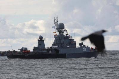 Russian Defense Ministry: Warship Conducts Live-Fire Drills in the Baltic Sea