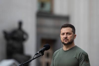 Zelensky Fights Corruption in Ukrainian Institutions