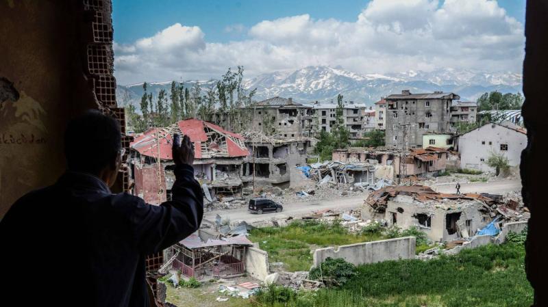 Title: 10 Killed in Turkish Attack on PKK