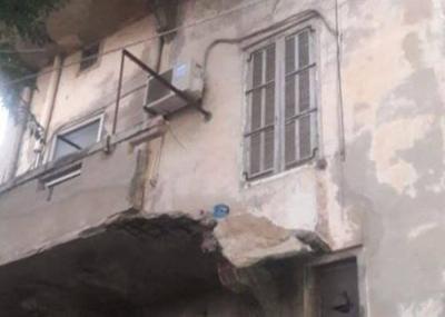 Woman Killed Due to Balcony Collapse!