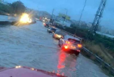Title: Civil Defense Rescues Citizens Trapped in Amchit Due to Heavy Rain