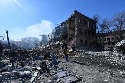 Zelensky: Russian Missile Hits Residential and Security Building in Dnipro