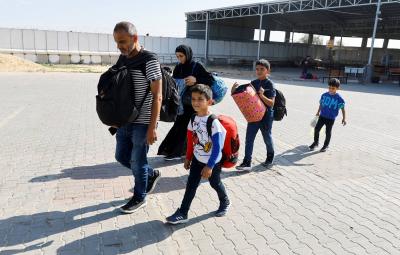 Red Cross Accompanies Ambulance Convoy from Gaza to Rafah Crossing