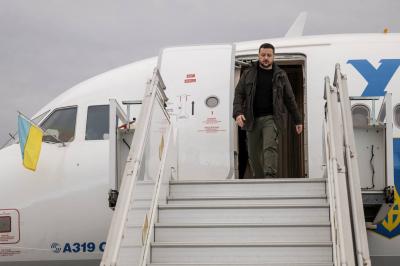 Ukrainian President Arrives in Switzerland