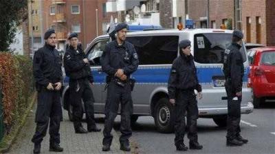 Title: Gunman Wounds Three Police Officers in Budapest Attack