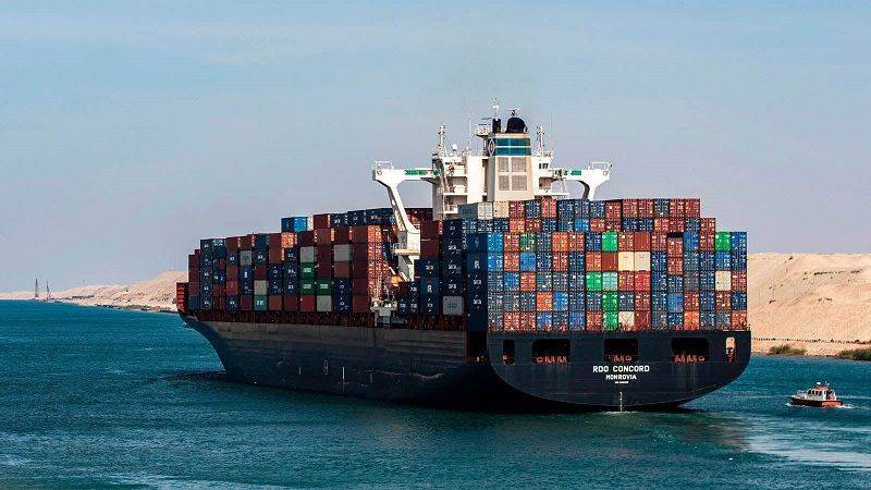 Maersk Directs Almost All Ships Towards the Suez Canal