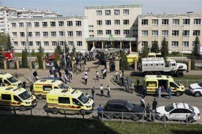 Four Killed in Russian Attack on School in Ukraine